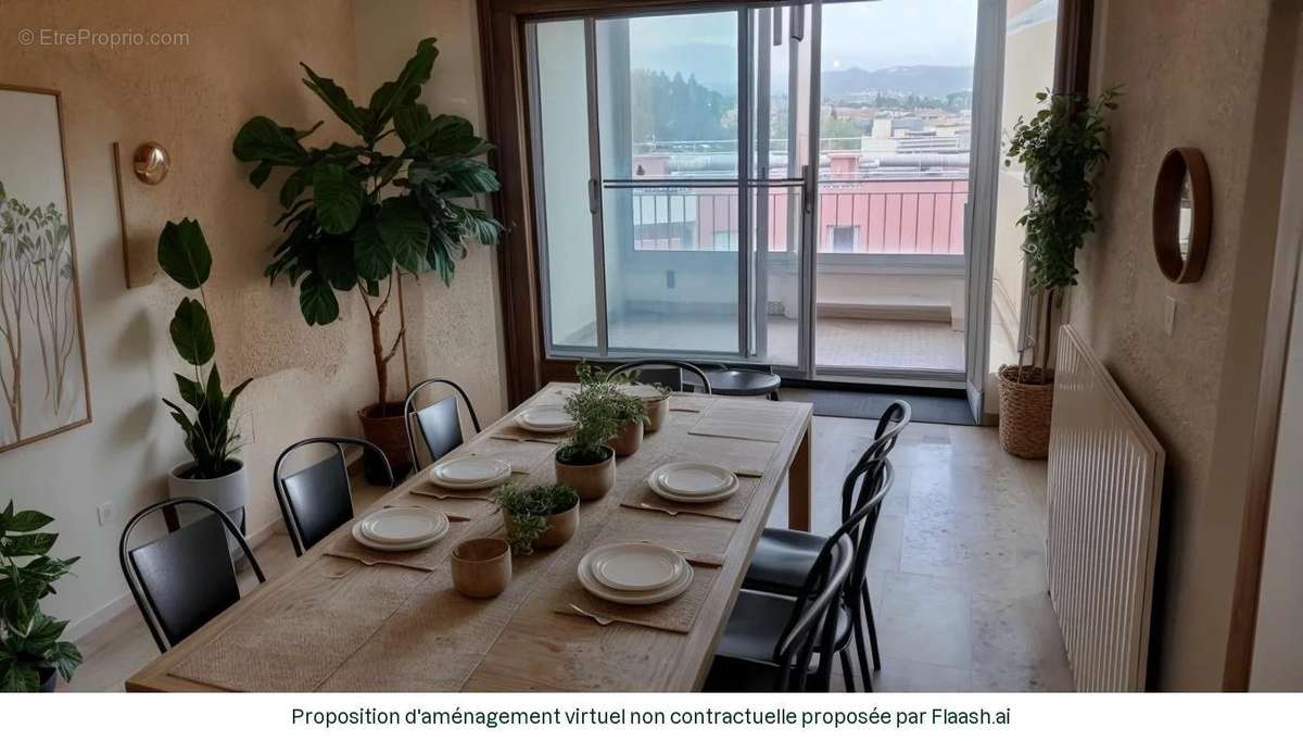 Appartement à MANDELIEU-LA-NAPOULE