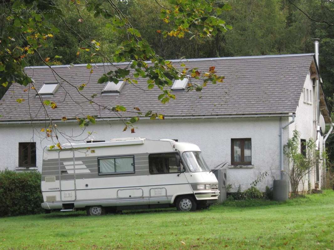   - Maison à SAINT-HILAIRE-FOISSAC