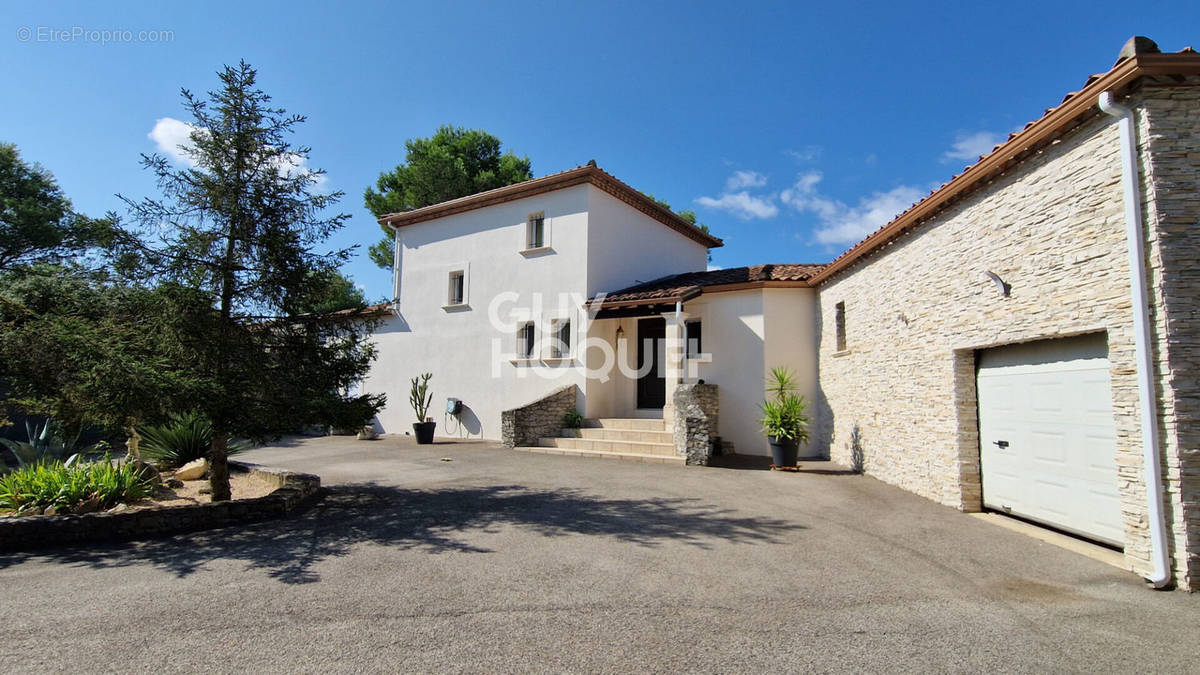 Maison à NIMES