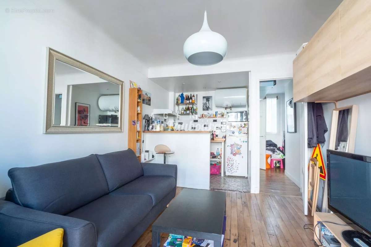 Appartement à PARIS-18E