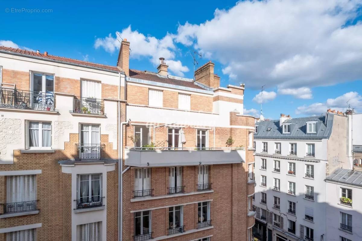 Appartement à PARIS-18E