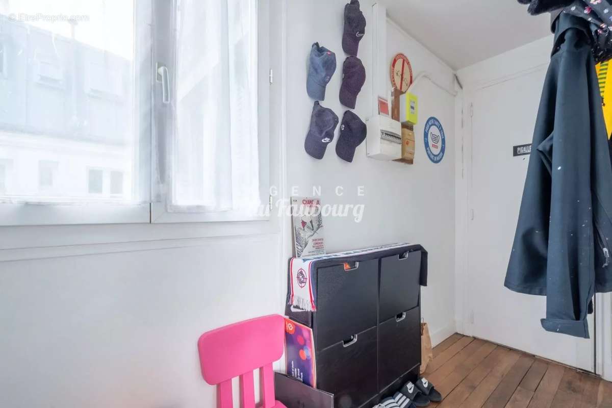 Appartement à PARIS-18E