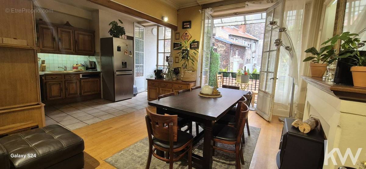 Appartement à SAINT-ETIENNE