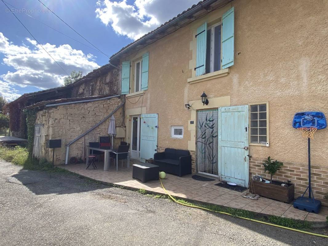 Maison à SAINT-CHRISTOPHE