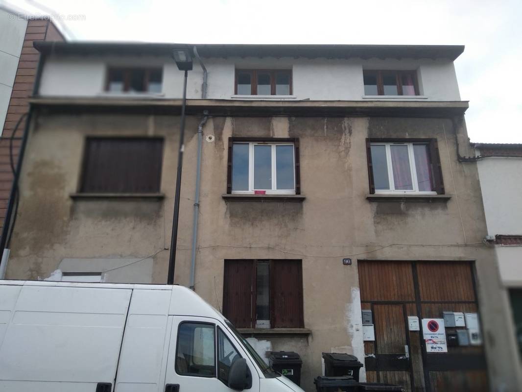 Appartement à AUBERVILLIERS