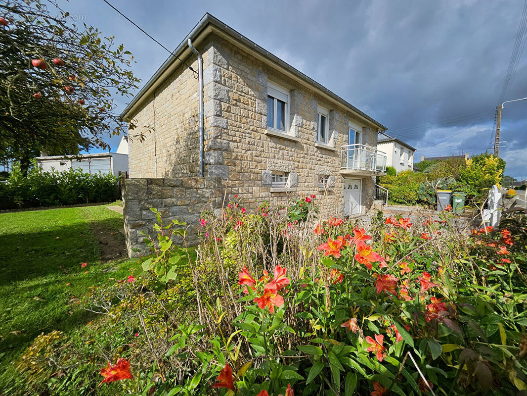 Maison à LANVALLAY