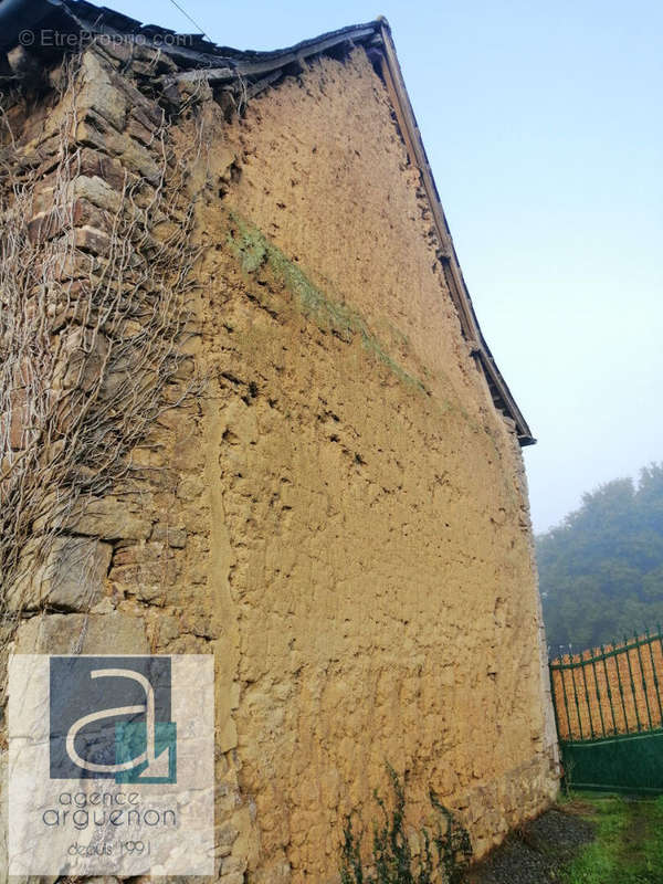 Maison à YVIGNAC-LA-TOUR