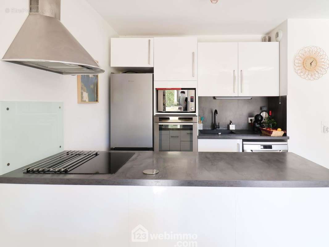 Appartement à MARSEILLE-9E