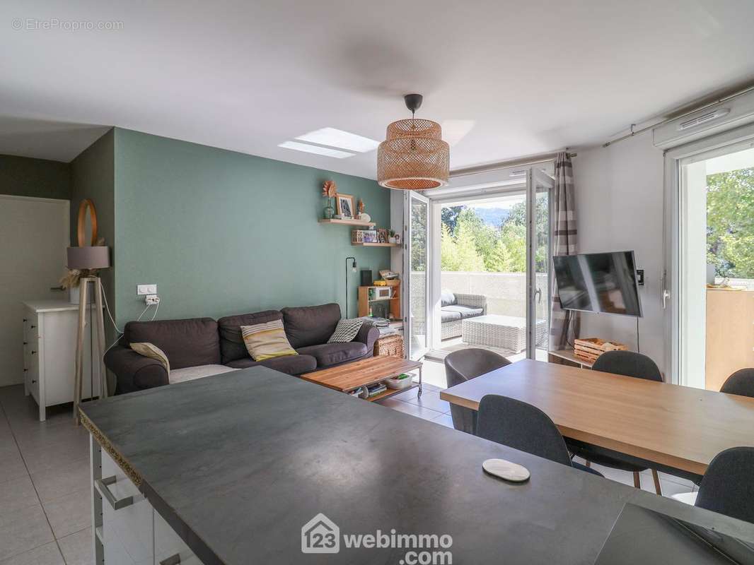 Appartement à MARSEILLE-9E