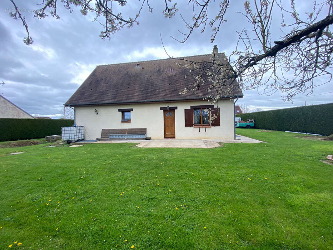 Maison à LE NEUBOURG