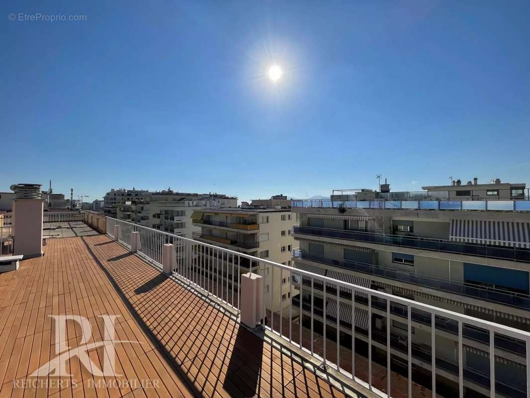 Appartement à CANNES