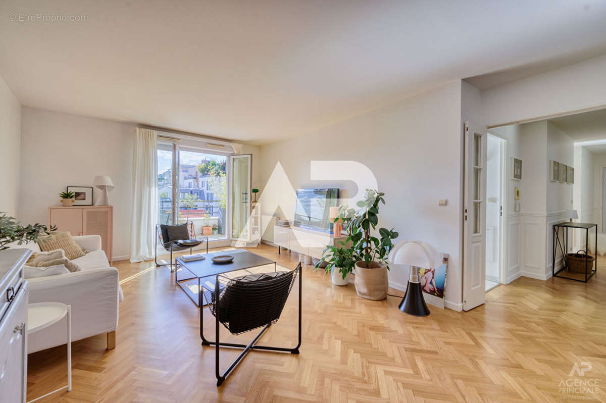 Appartement à SURESNES