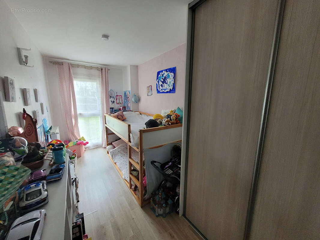 Appartement à MONTIGNY-LE-BRETONNEUX