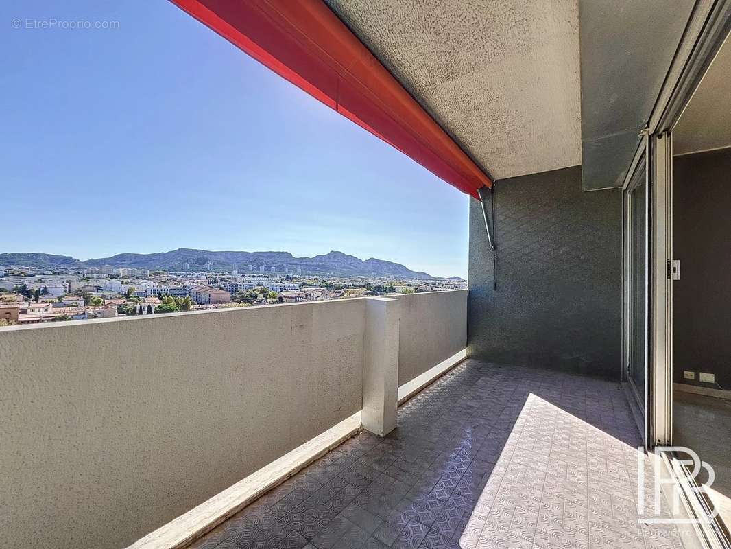 Appartement à MARSEILLE-8E