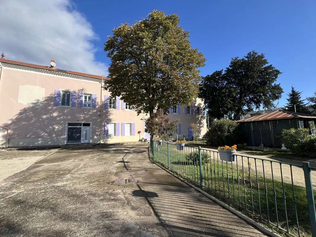 Appartement à MONTELIMAR