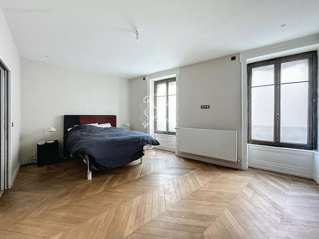 Appartement à LYON-9E