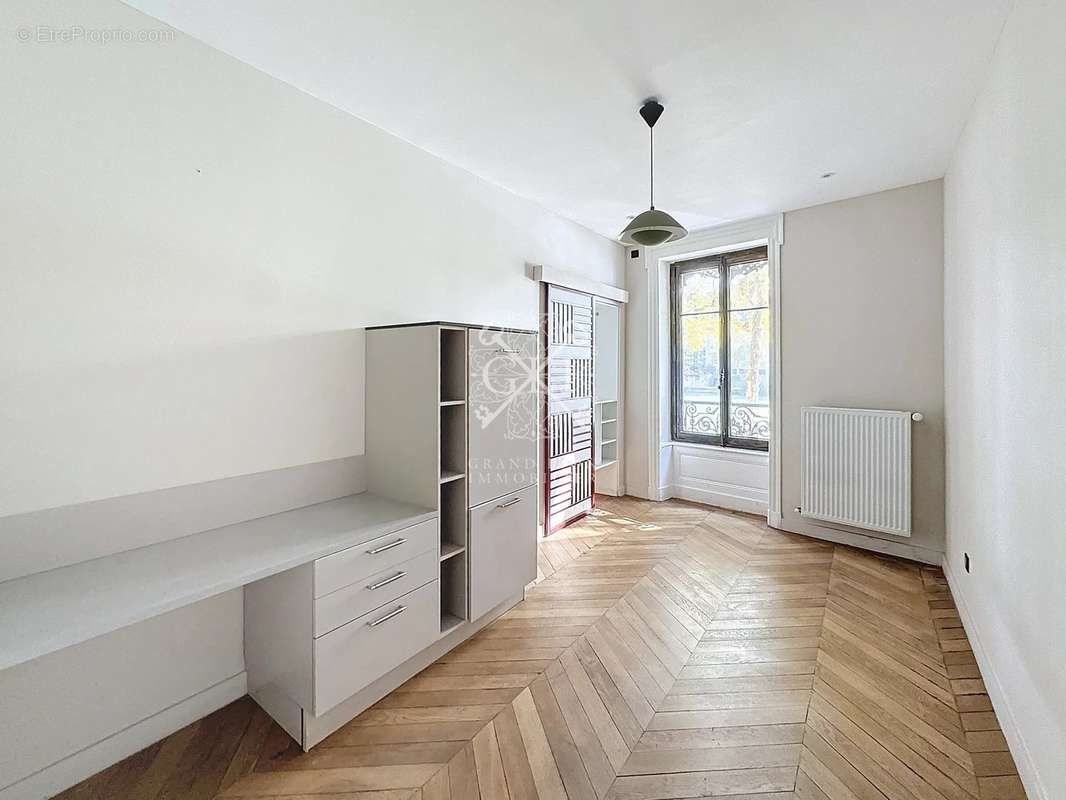 Appartement à LYON-9E