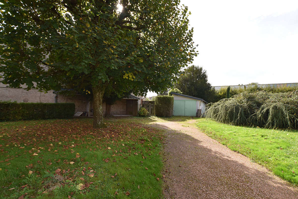 Maison à LAPALISSE