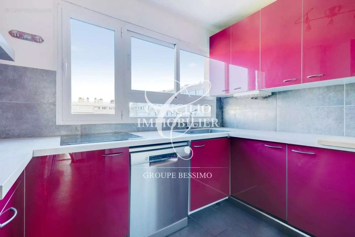 Appartement à ASNIERES-SUR-SEINE