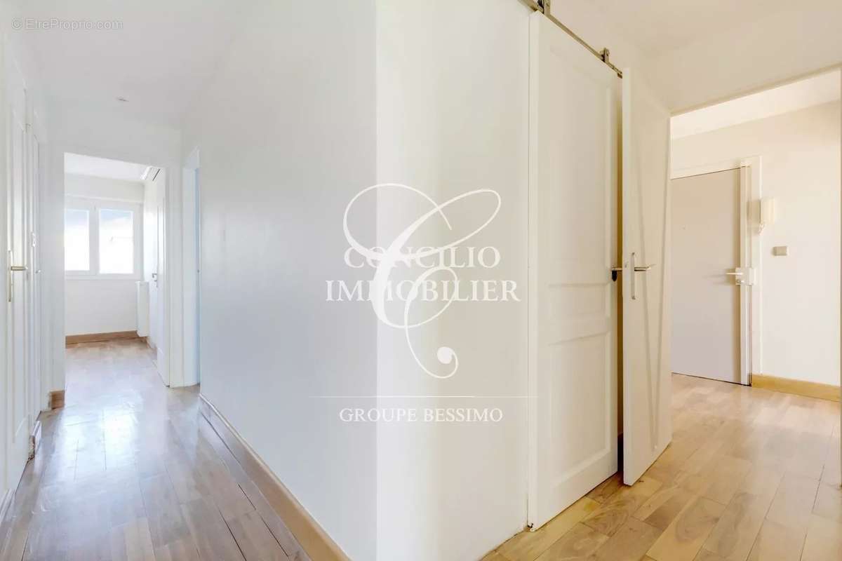 Appartement à ASNIERES-SUR-SEINE