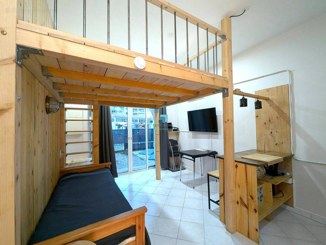 Appartement à FREJUS