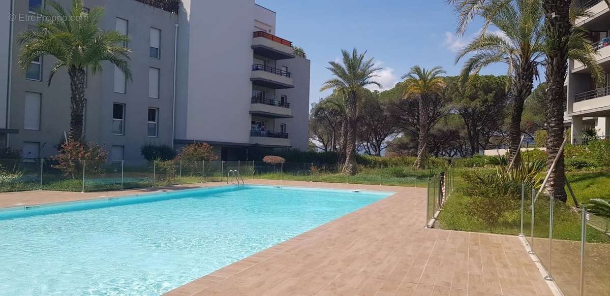 Appartement à FREJUS