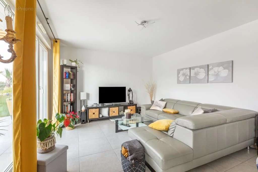 Appartement à FREJUS