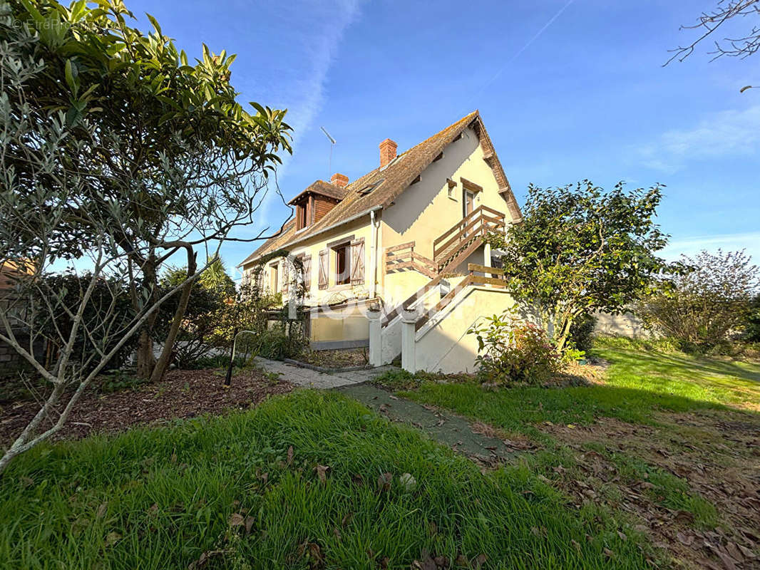 Maison à BLAINVILLE-SUR-MER