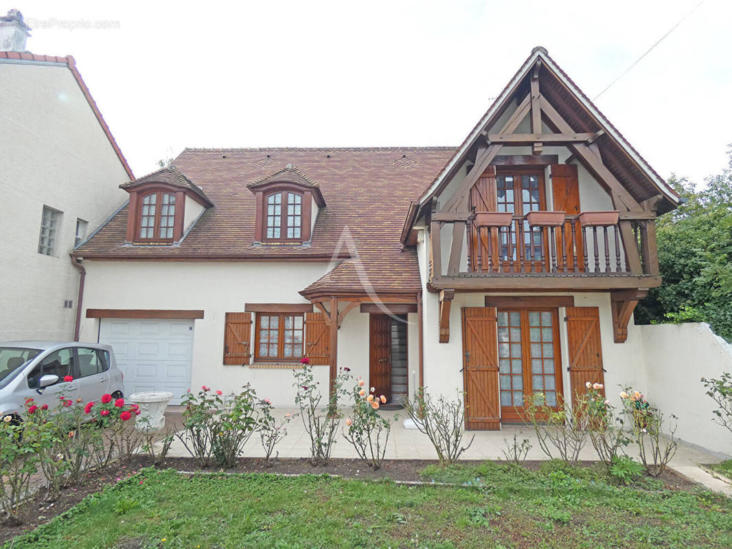 Maison à CHELLES