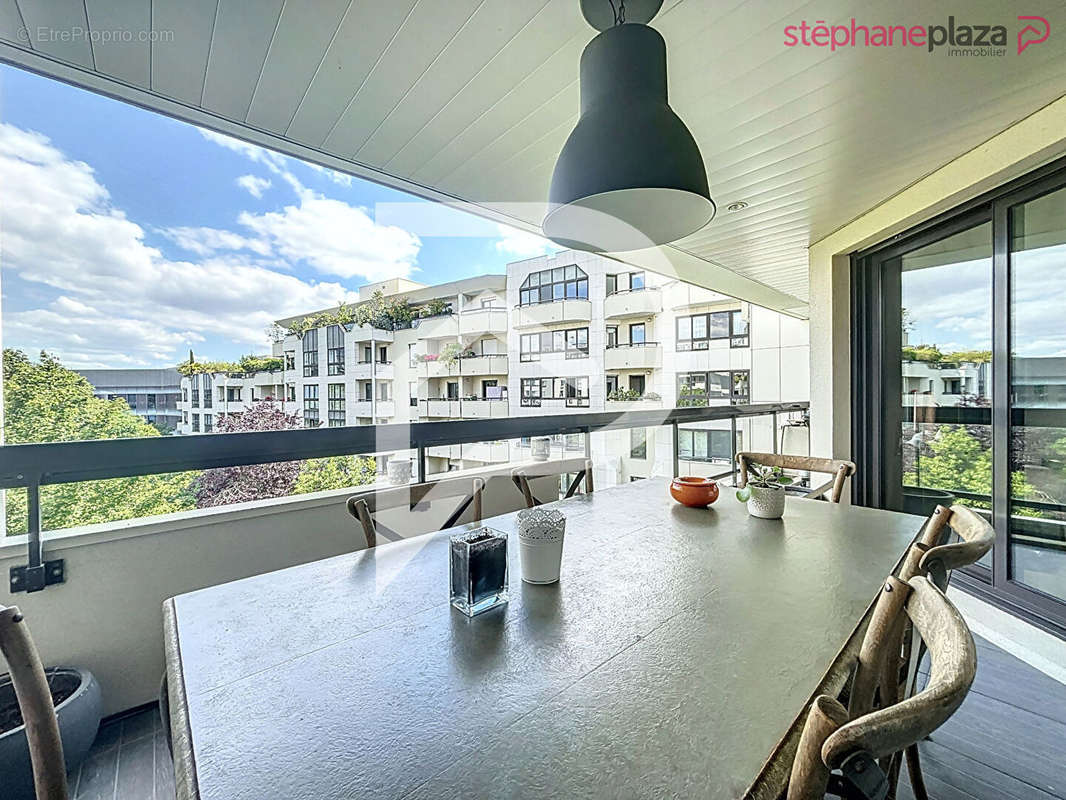 Appartement à SURESNES