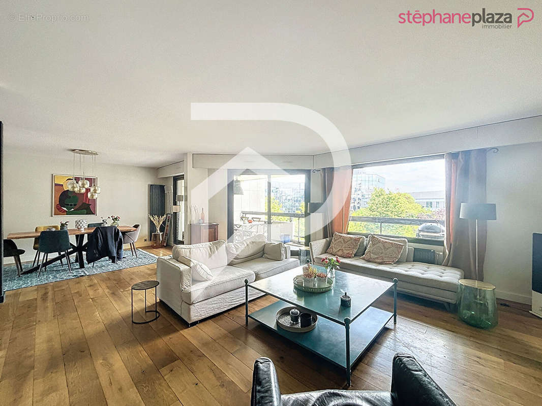 Appartement à SURESNES