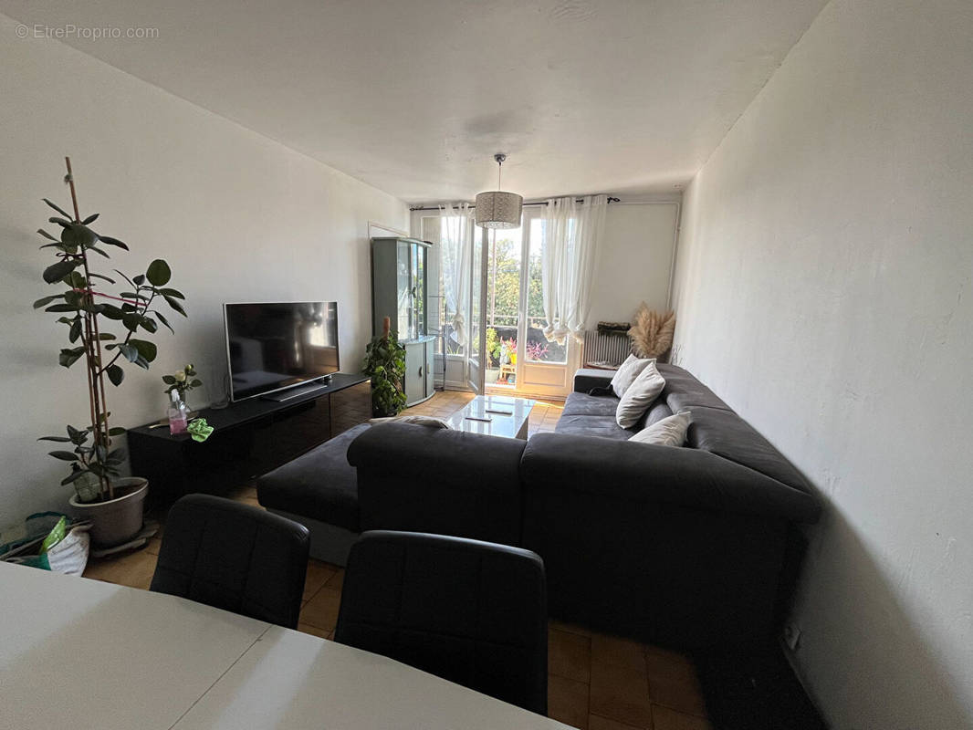 Appartement à MARSEILLE-14E