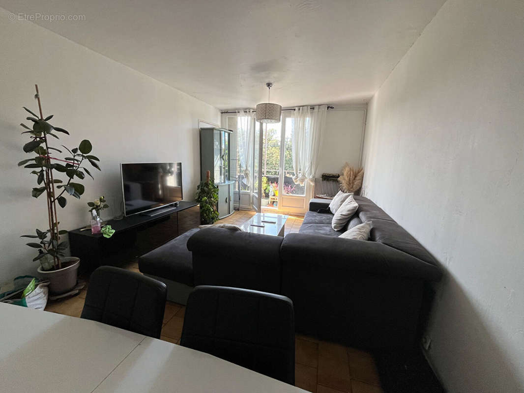 Appartement à MARSEILLE-14E