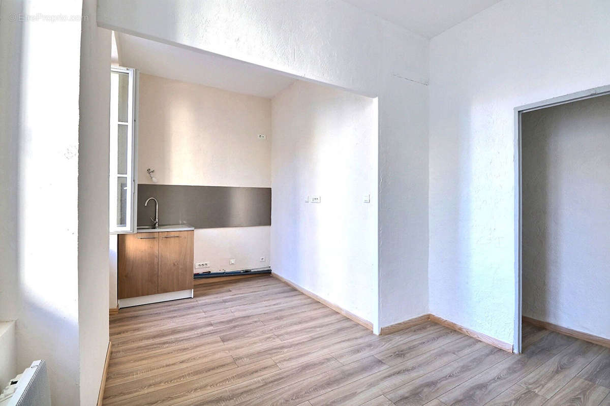 Appartement à MARSEILLE-12E