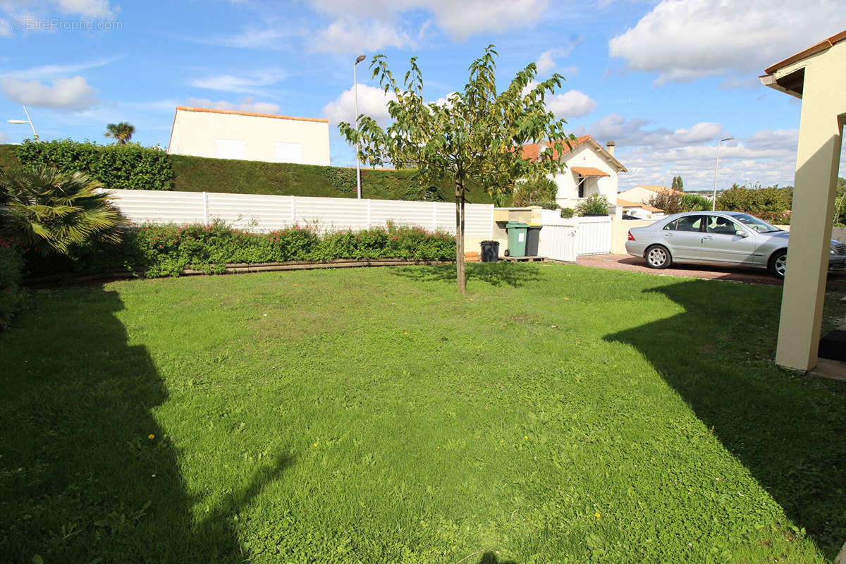 Maison à VAUX-SUR-MER