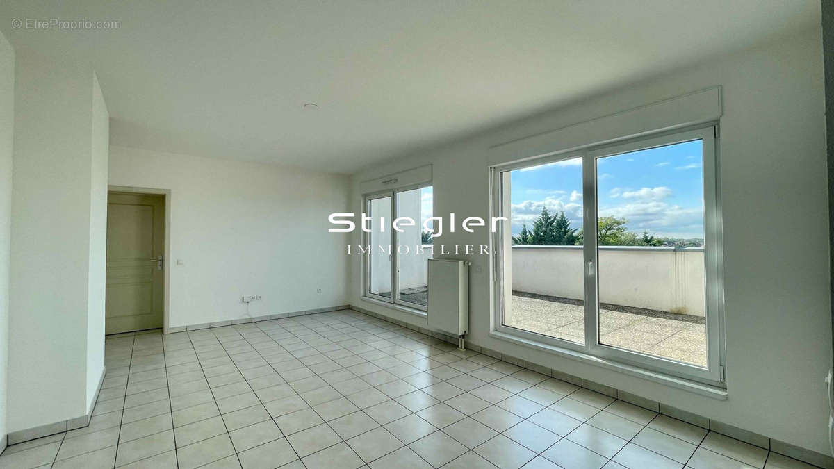 Salon séjour - Appartement à STRASBOURG