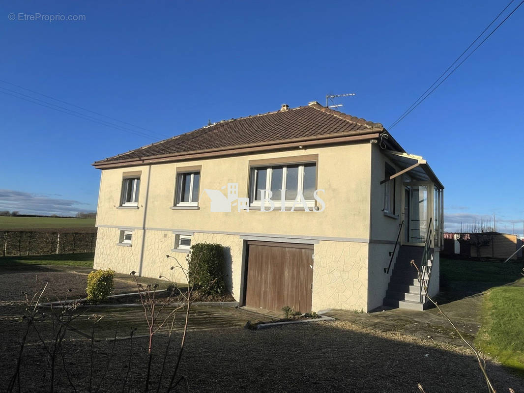 Maison à BOURG-ACHARD