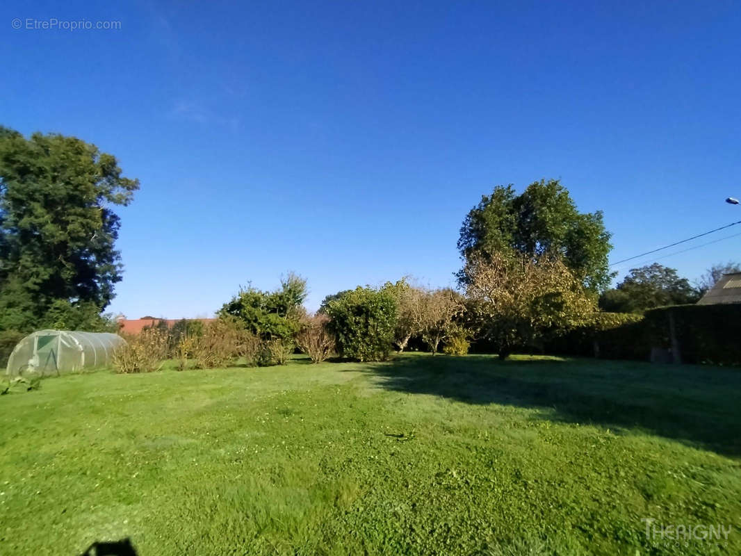 Terrain à BOURSEVILLE