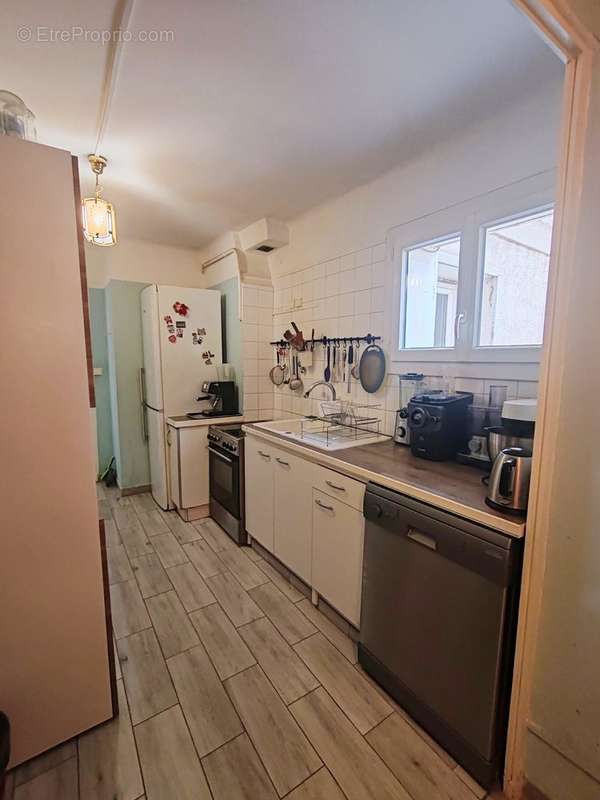 Appartement à MARSEILLE-5E