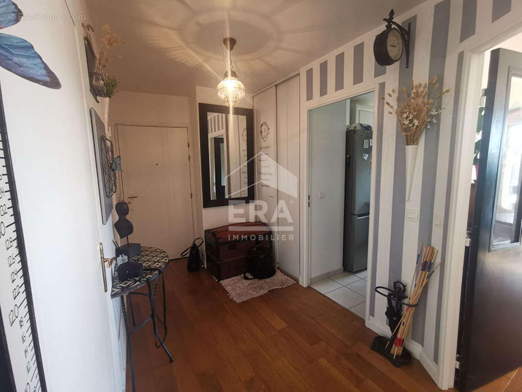 Appartement à MONTIGNY-LE-BRETONNEUX