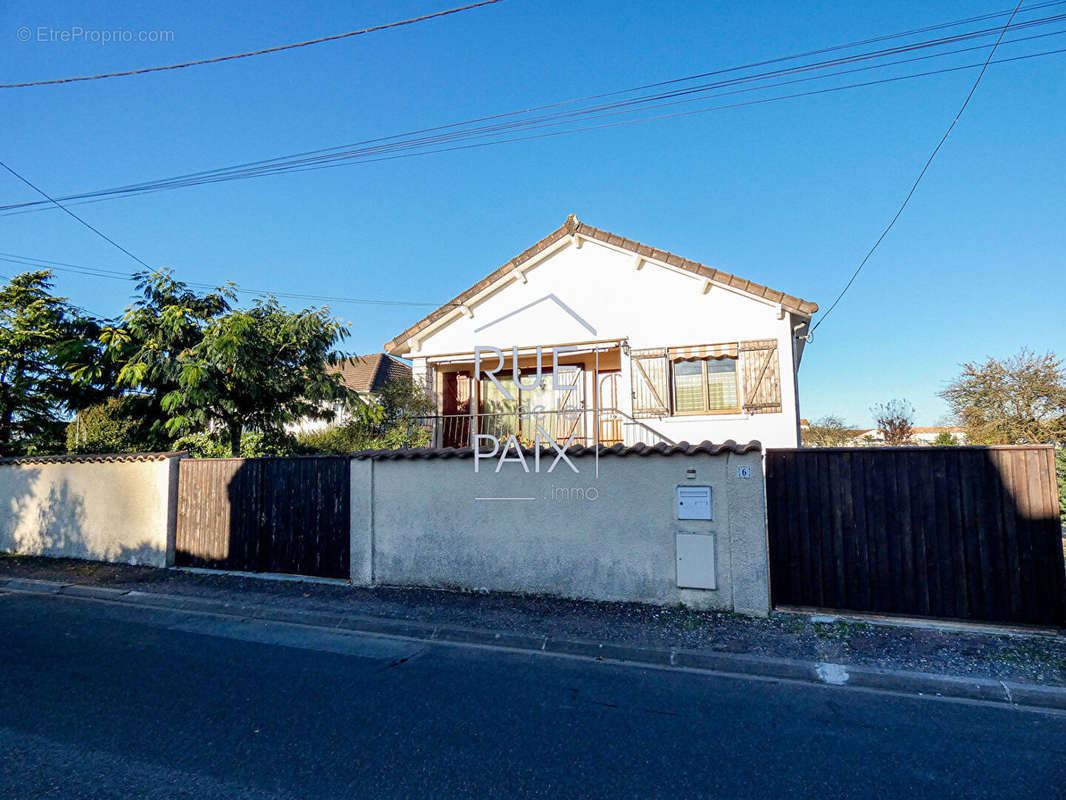 Maison à NAINTRE