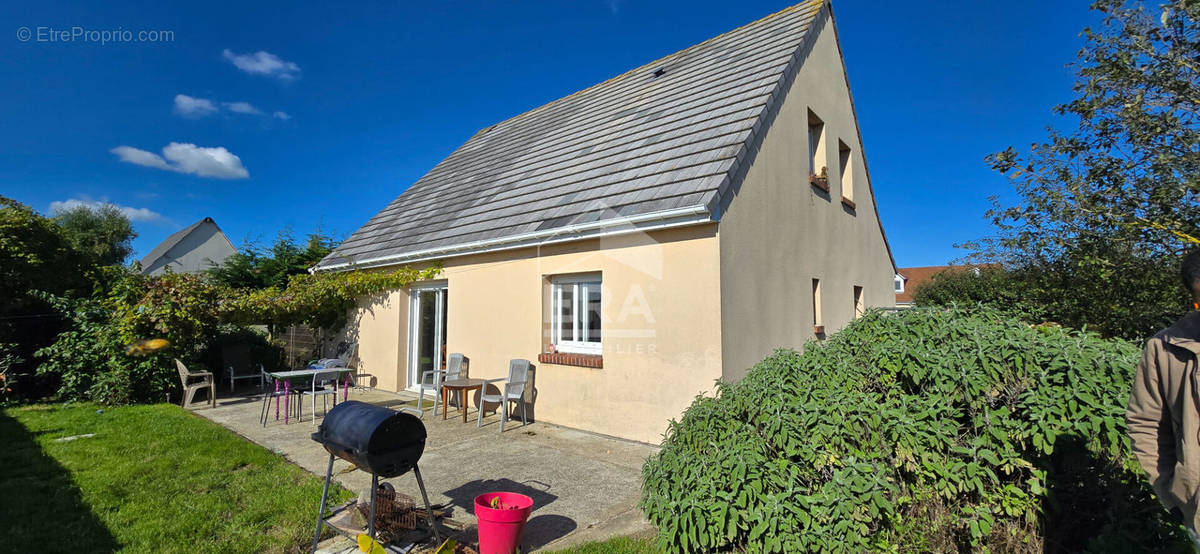 Maison à SAINT-MARTIN-EN-CAMPAGNE