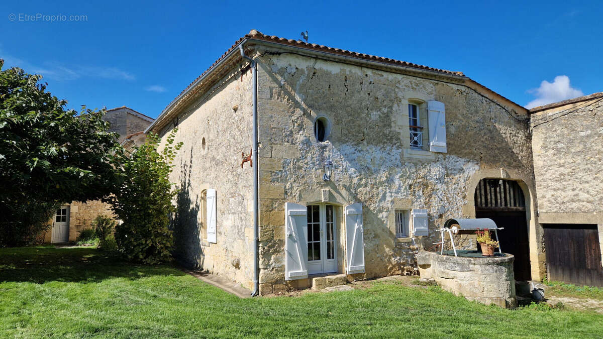 Maison à BRANNE