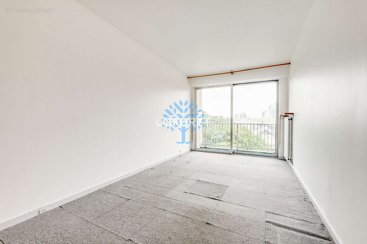 Appartement à PARIS-20E