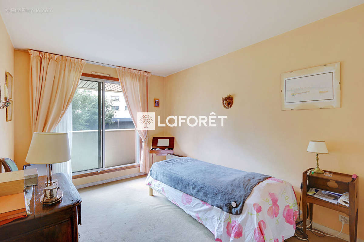 Appartement à PARIS-12E