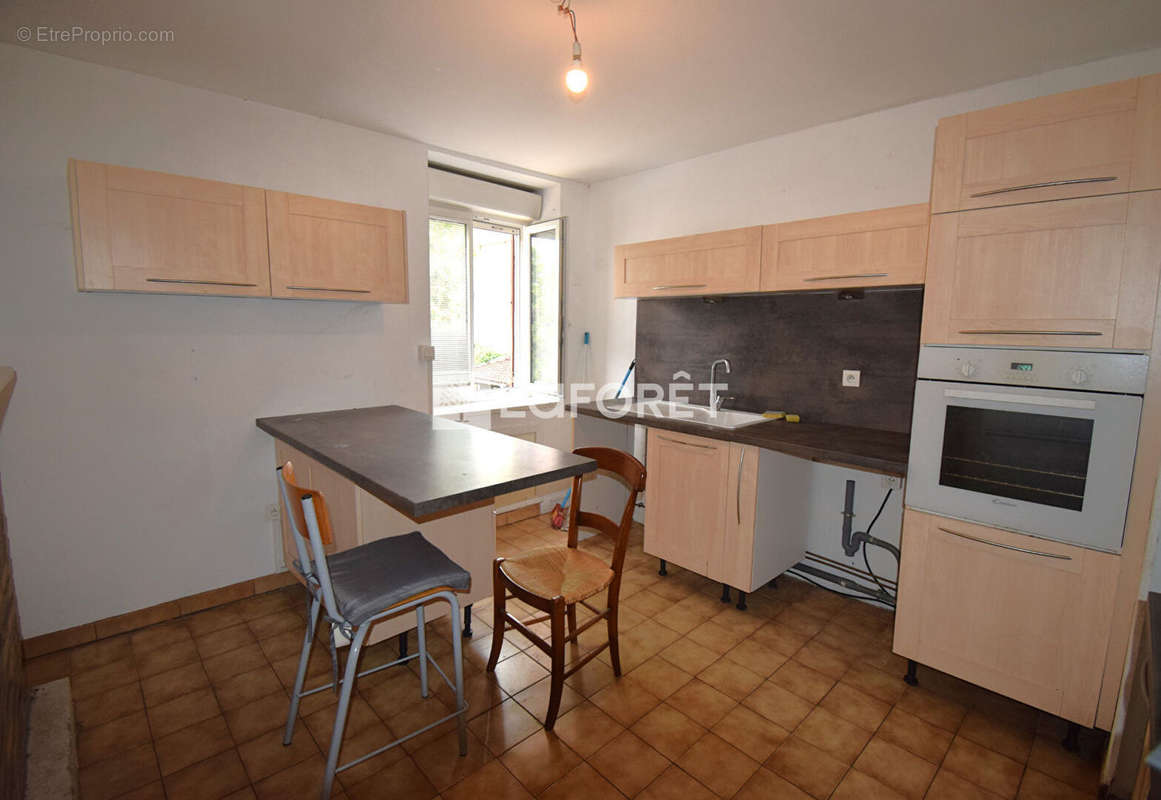 Appartement à GIVORS