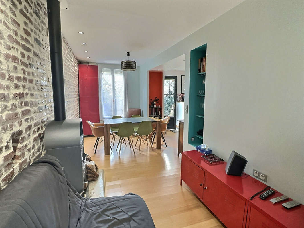 Appartement à IVRY-SUR-SEINE