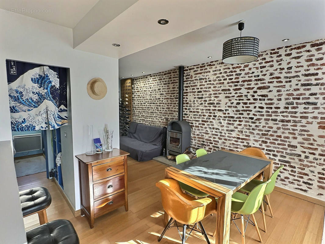 Appartement à IVRY-SUR-SEINE