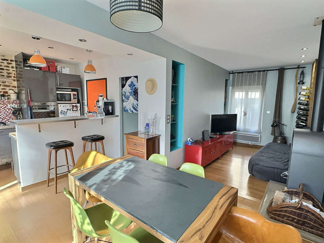 Appartement à IVRY-SUR-SEINE