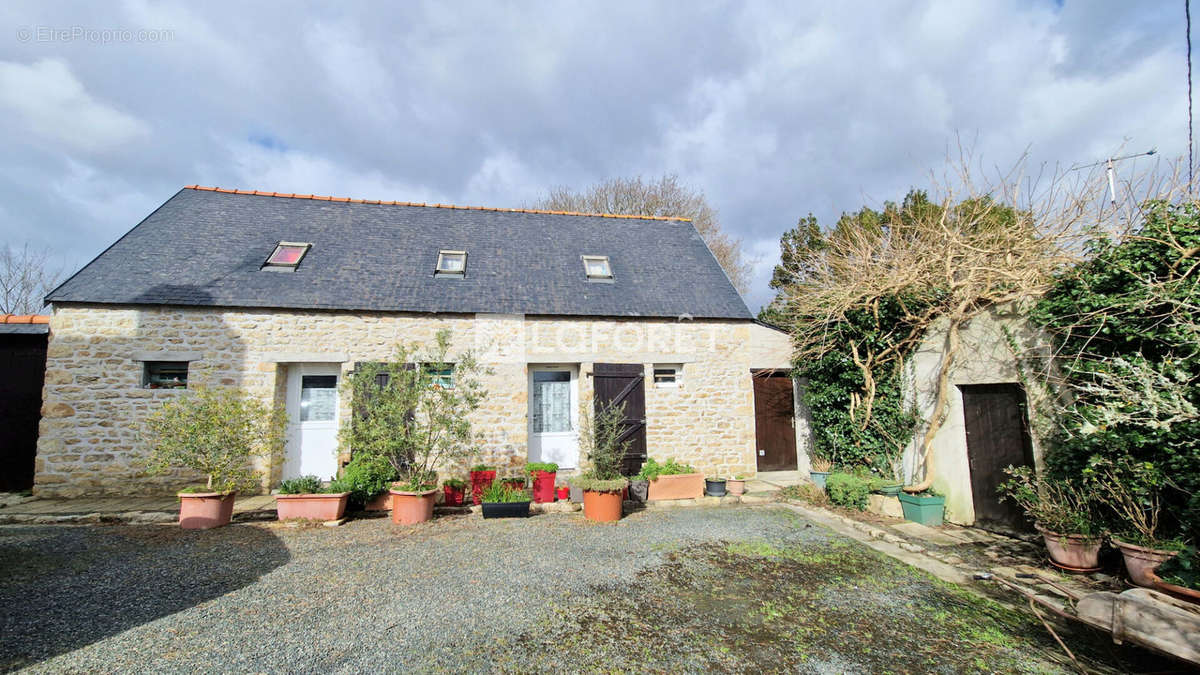 Maison à PLOBANNALEC-LESCONIL